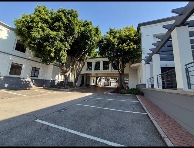 820M² OFFICE TO LET IN ILLOVO